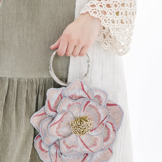 "ورد" من Sarah’s Bag.. مجموعة رمضان 2025 تزهر بالفخامة والحرفية