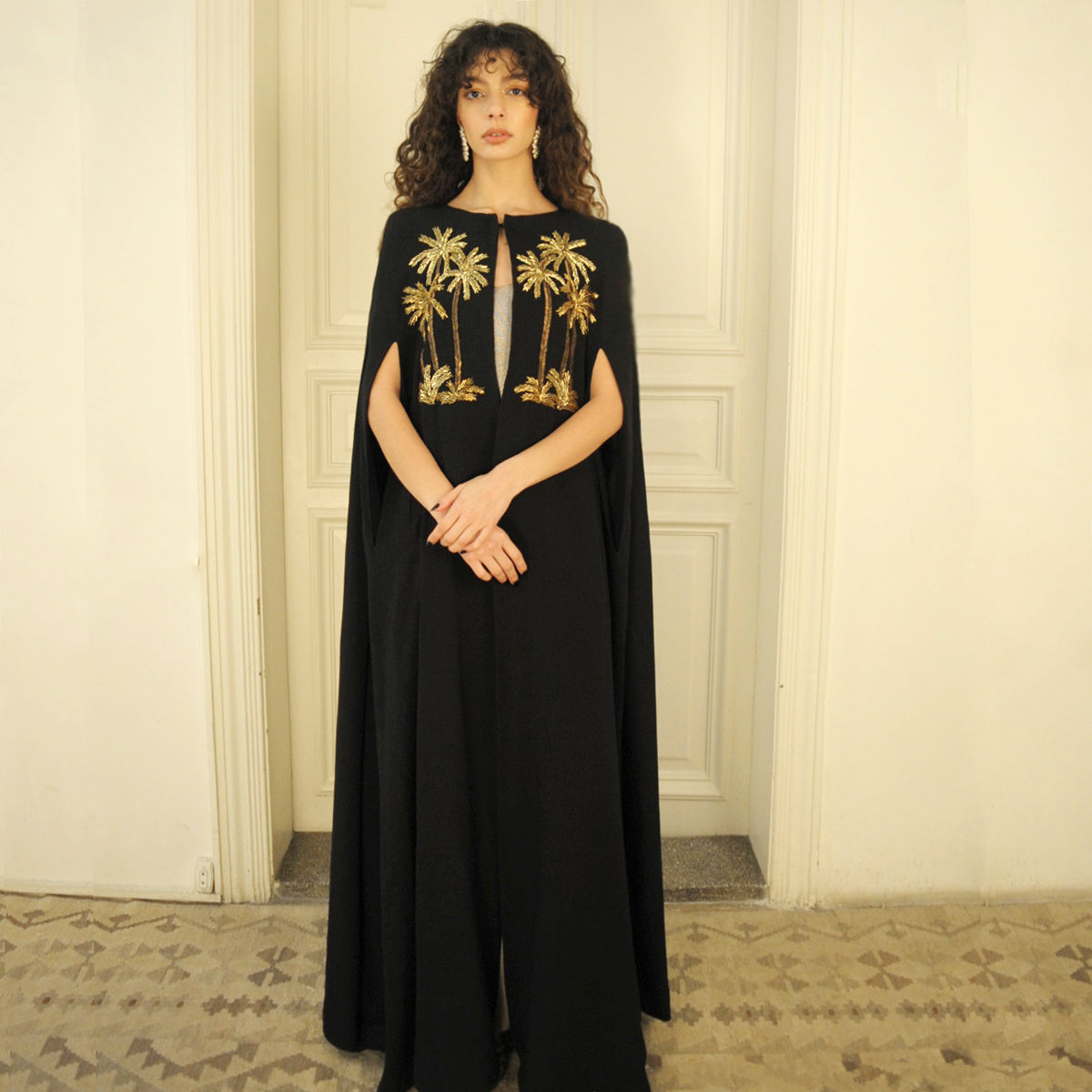 golden oasis black imperial cape outerwear, cape