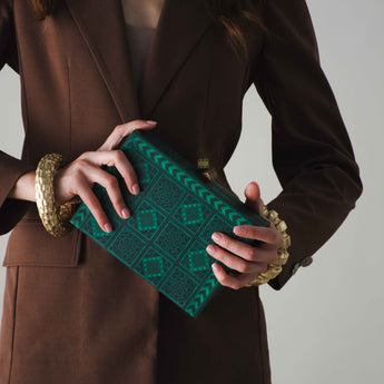 BACKGAMMON GREEN CLUTCH