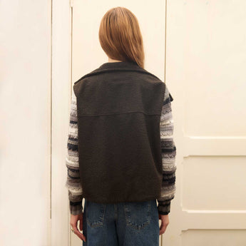 MIST WOOL SLEEVES ON BLACK BOUCLE YAS JACKET
