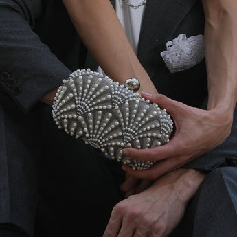 SCALLOPS SILVER BOX CLUTCH