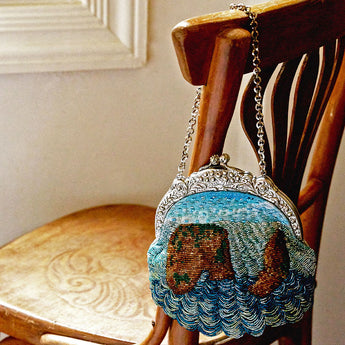 GROTTE AUX PIGEONS PURSE