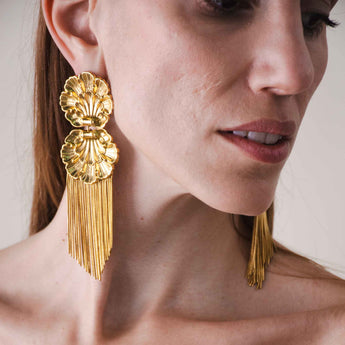 VENUS LONG EARRINGS