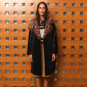 WOVEN TAPESTRY ON BLACK VELVET MIDI YAS COAT