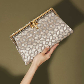 SHIELD PALM GRACE CLUTCH